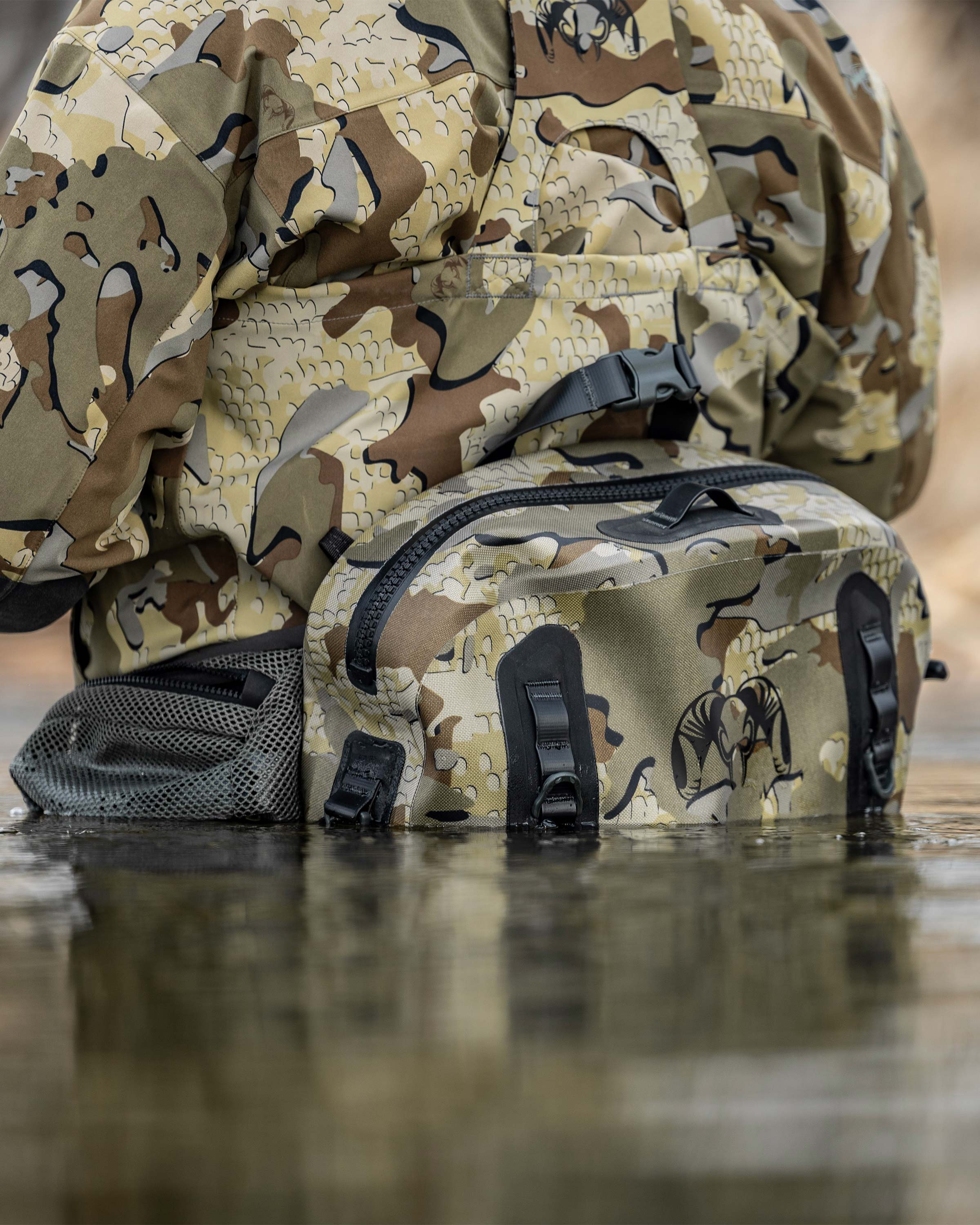 DeltaStorm 800 Submersible Waistpack | Valo - Image 7