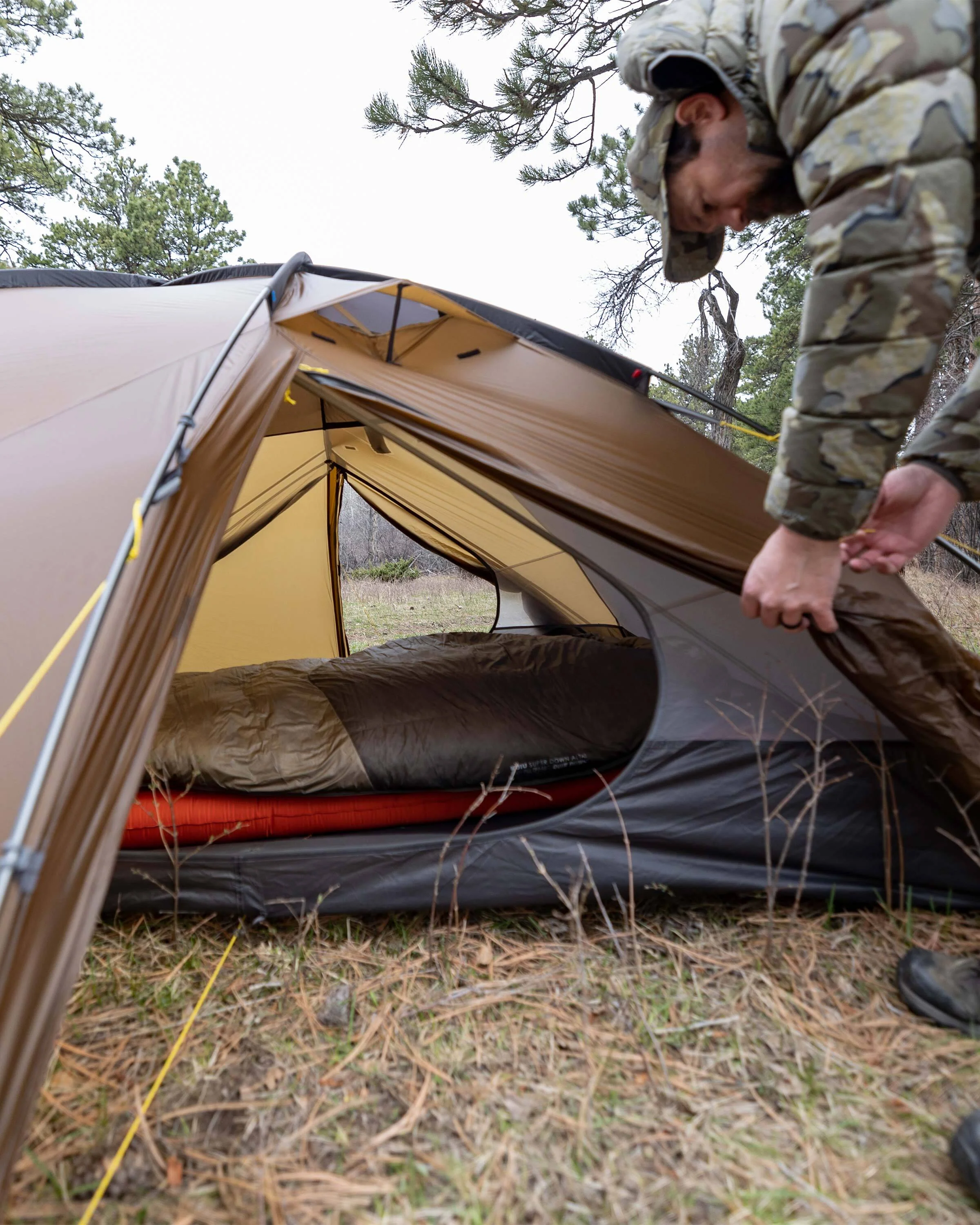 Mountain Star 3 Person Tent | Gunmetal-Camel - Image 8