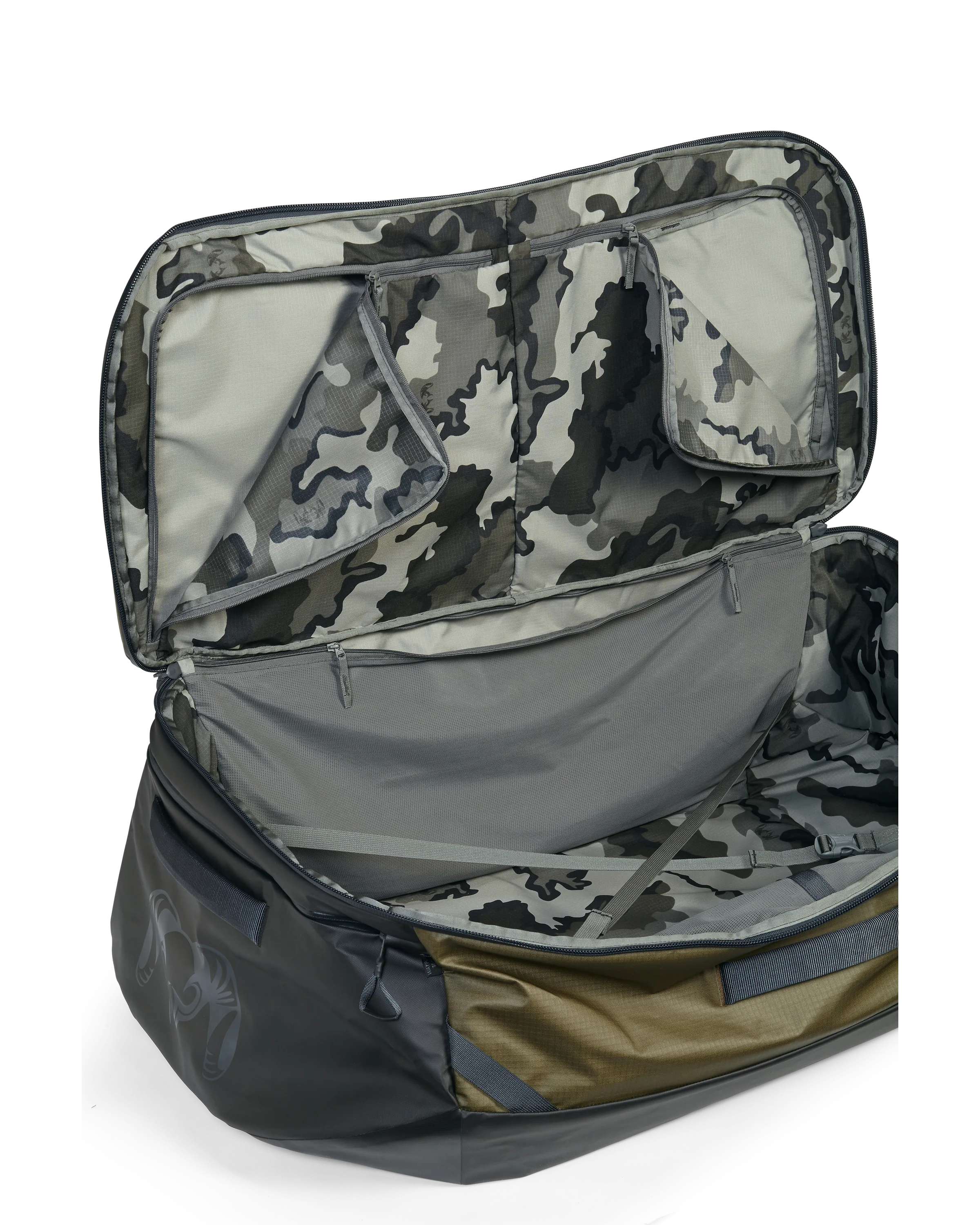 Waypoint 10400 Duffel | Black - Image 8