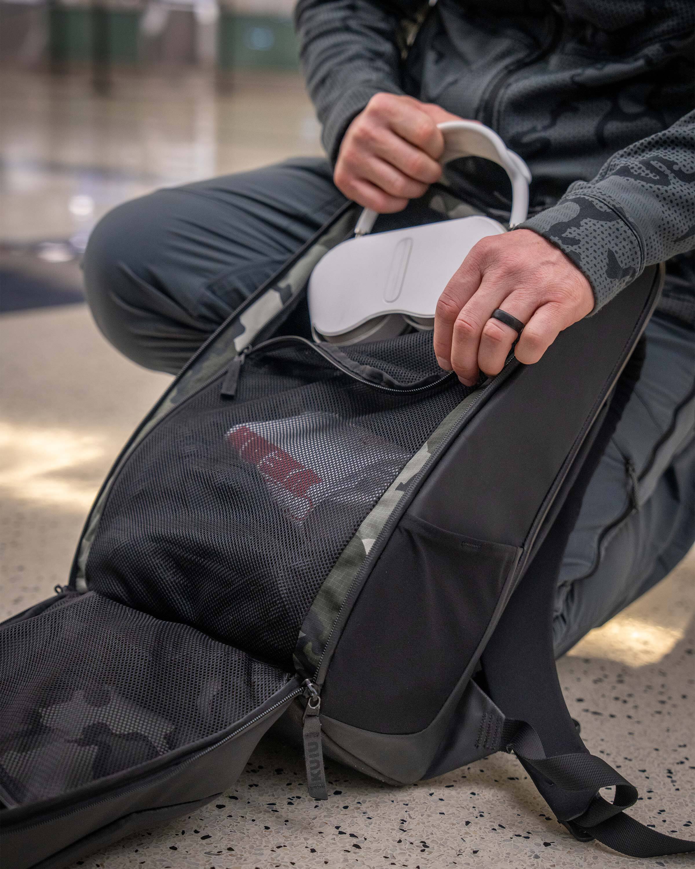 Waypoint Travel Backpack | Black - Image 10